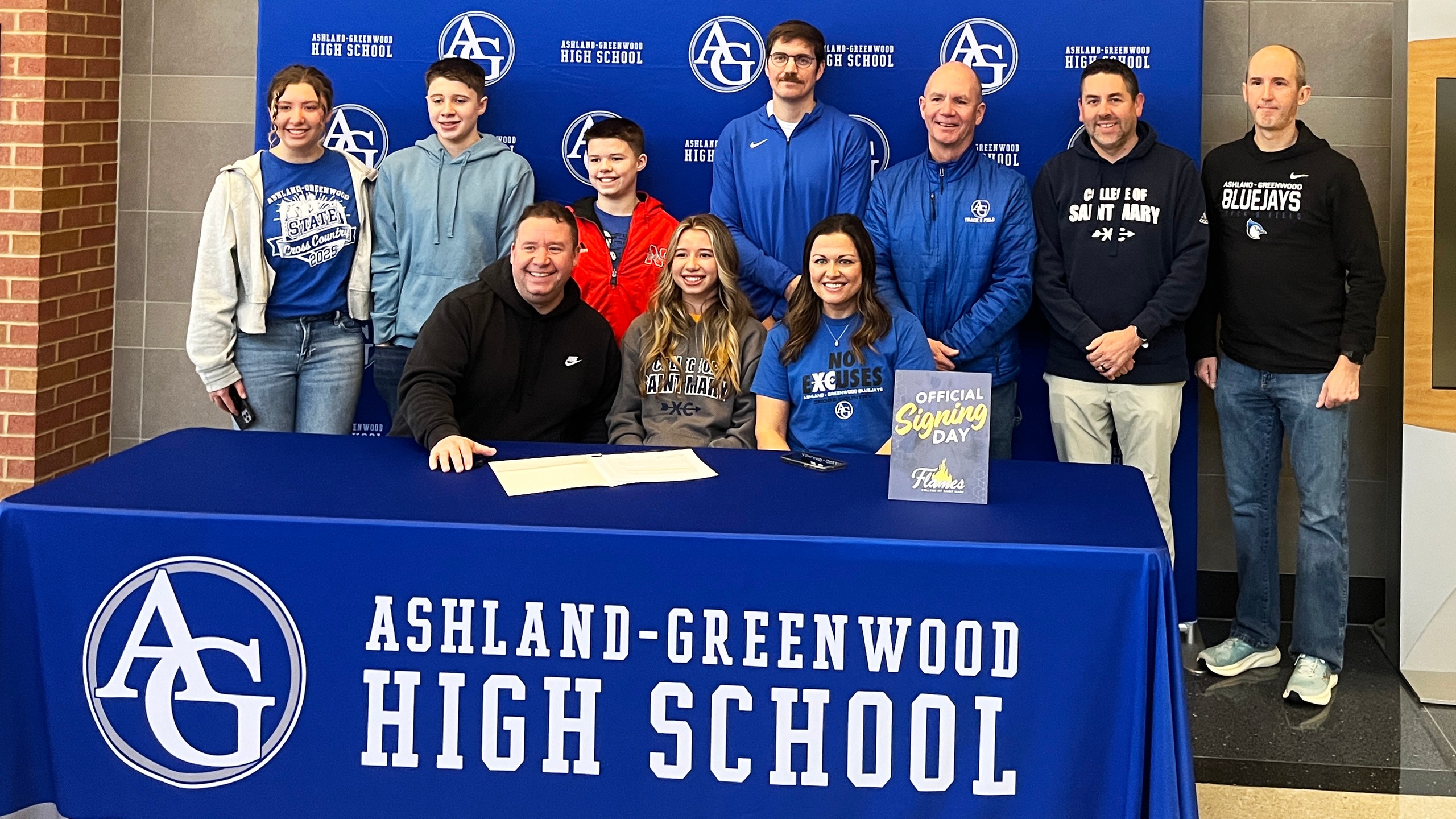 Smith signs with CSM for cross country, track & field